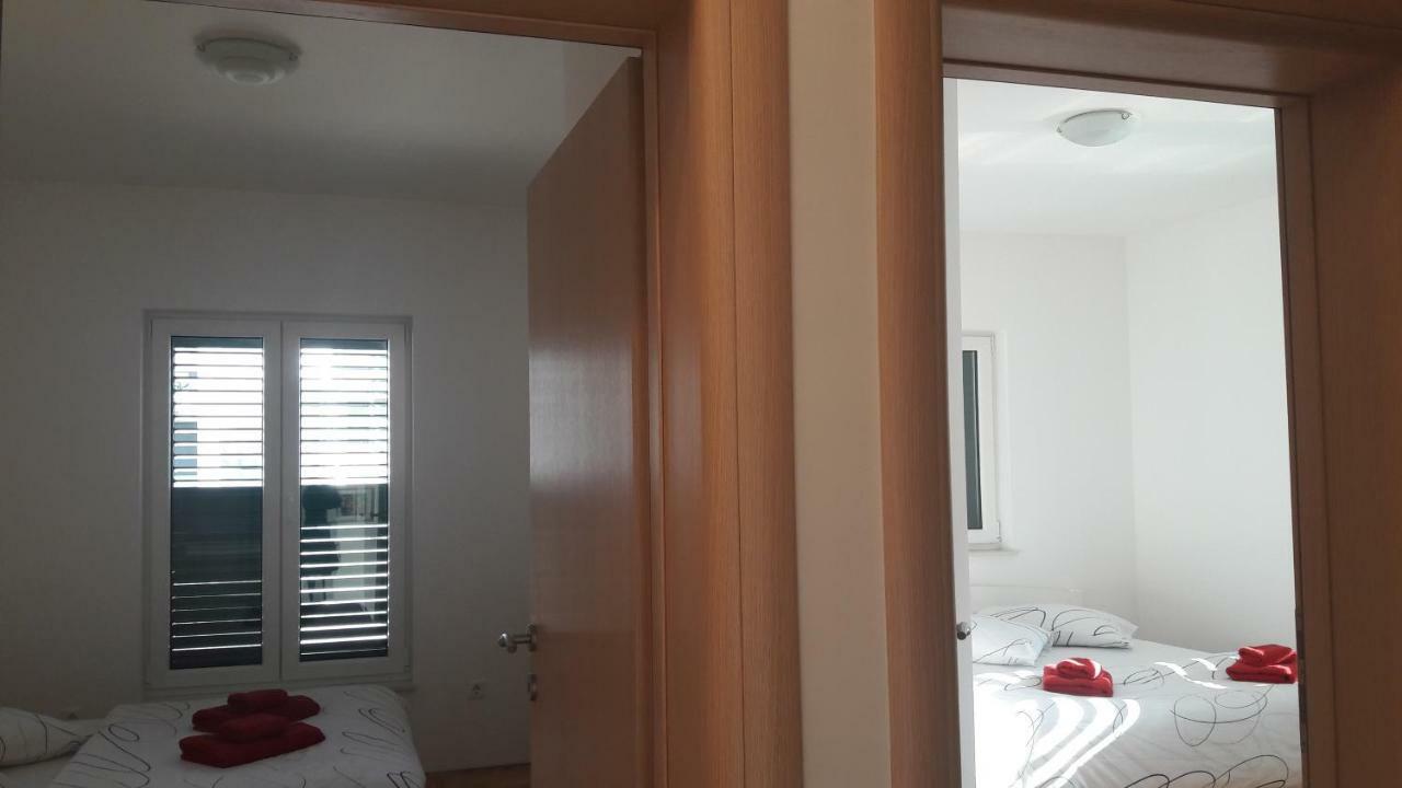 Apartment AnaKatarina Trogir Bagian luar foto