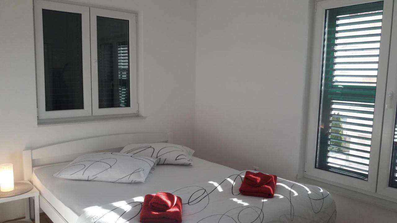 Apartment AnaKatarina Trogir Bagian luar foto